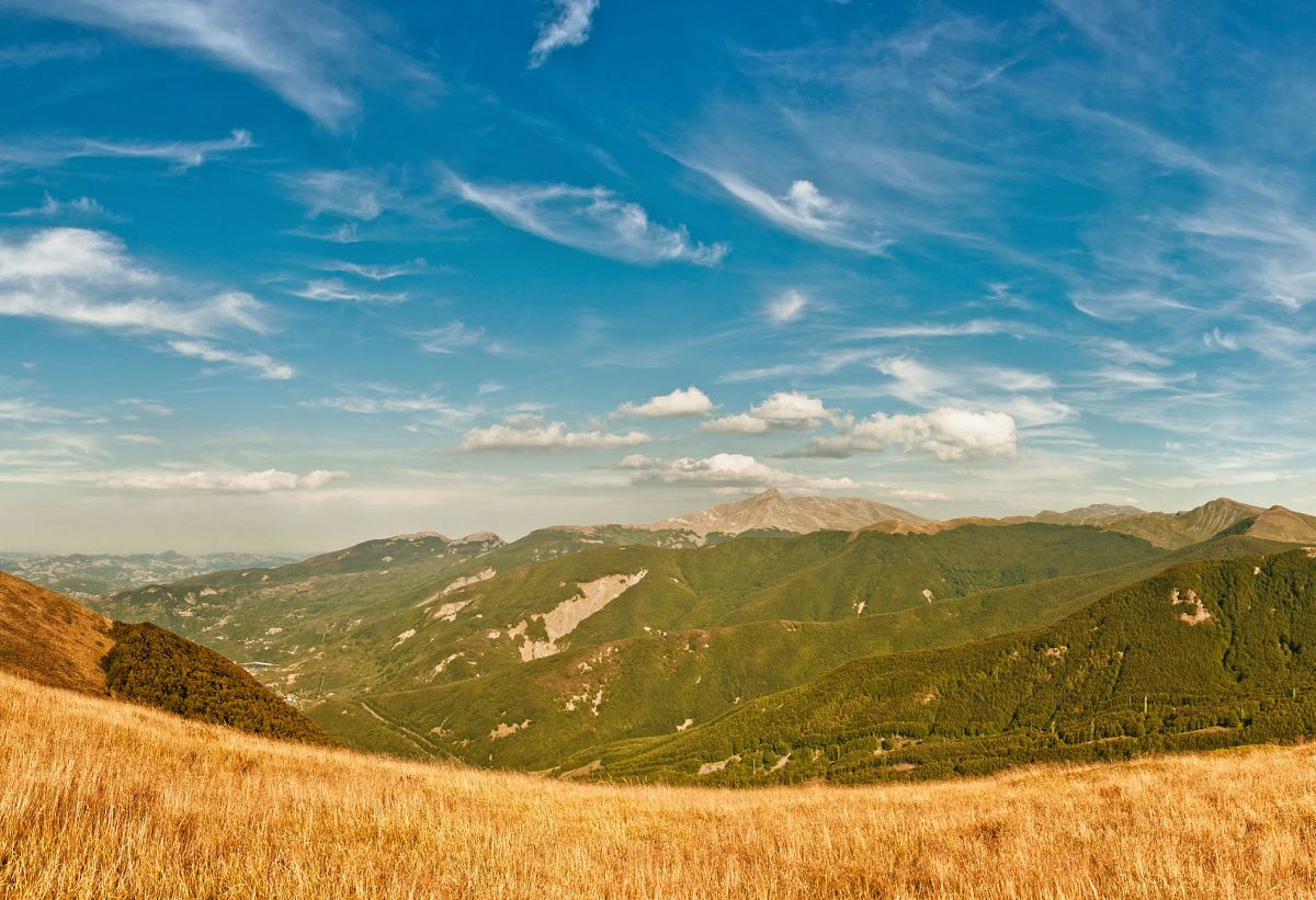 Escursione guidata sul Monte Cusna e alle Cascate del Lavacchiello,
      Emilia-Romagna