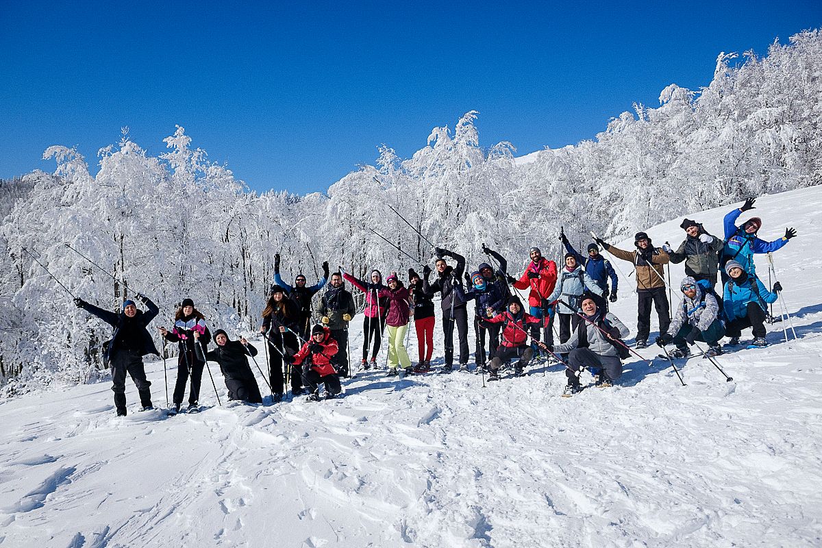 Escursione guidata con le ciaspole al Libro Aperto,
      Toscana