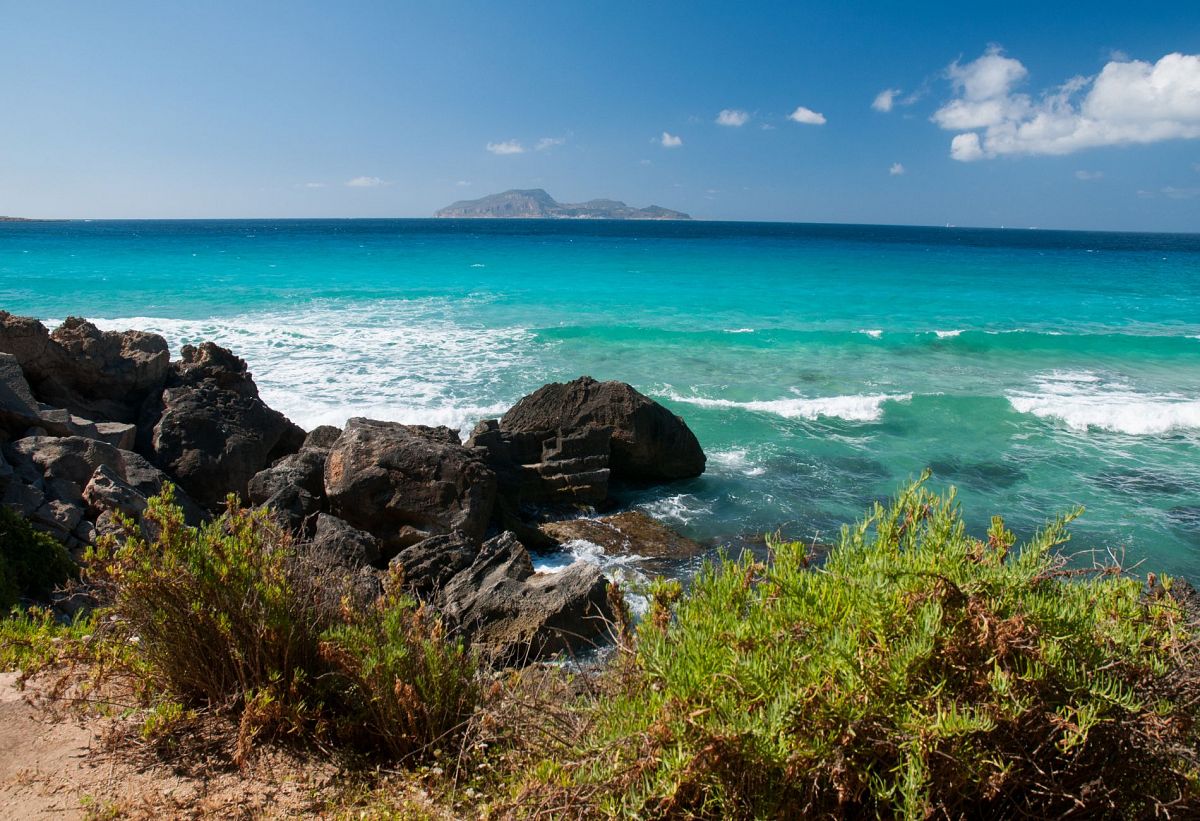 Viaggio a piedi guidato alle Isole Egadi,
      Sicilia