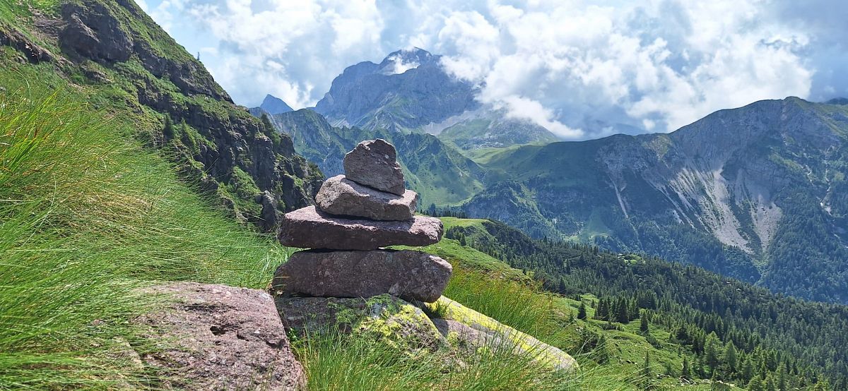 Escursione guidata in Valle Brembana,
      Lombardia