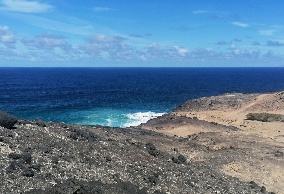 Gallery giorno 3
        Fuerteventura Selvaggia
        Estero/Nessuna
        trekking viaggio di più giorni a piedi