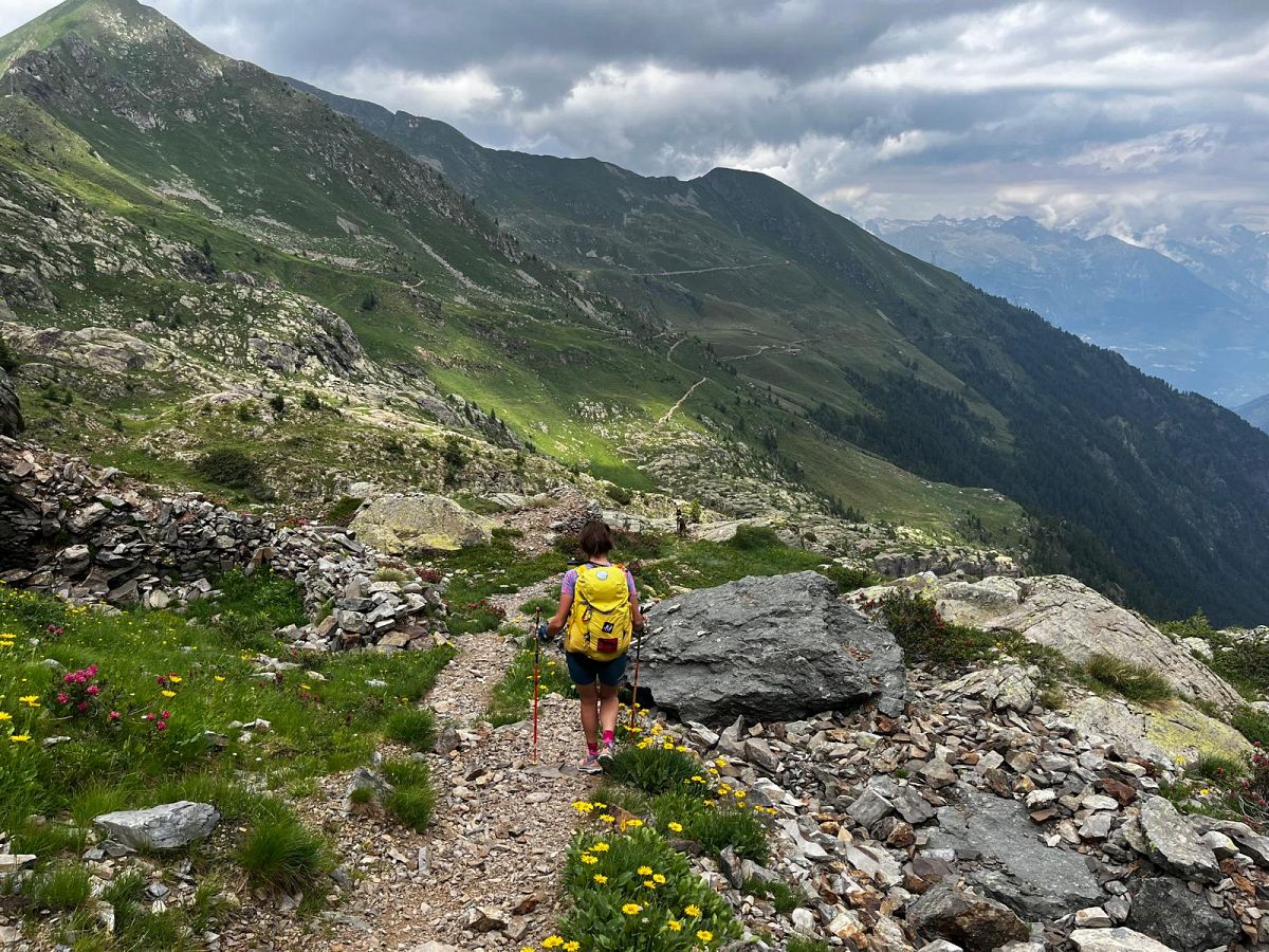 Gallery giorno 3
        Val Gerola: una valle tutta da scoprire
        Lombardia
        trekking viaggio di più giorni a piedi