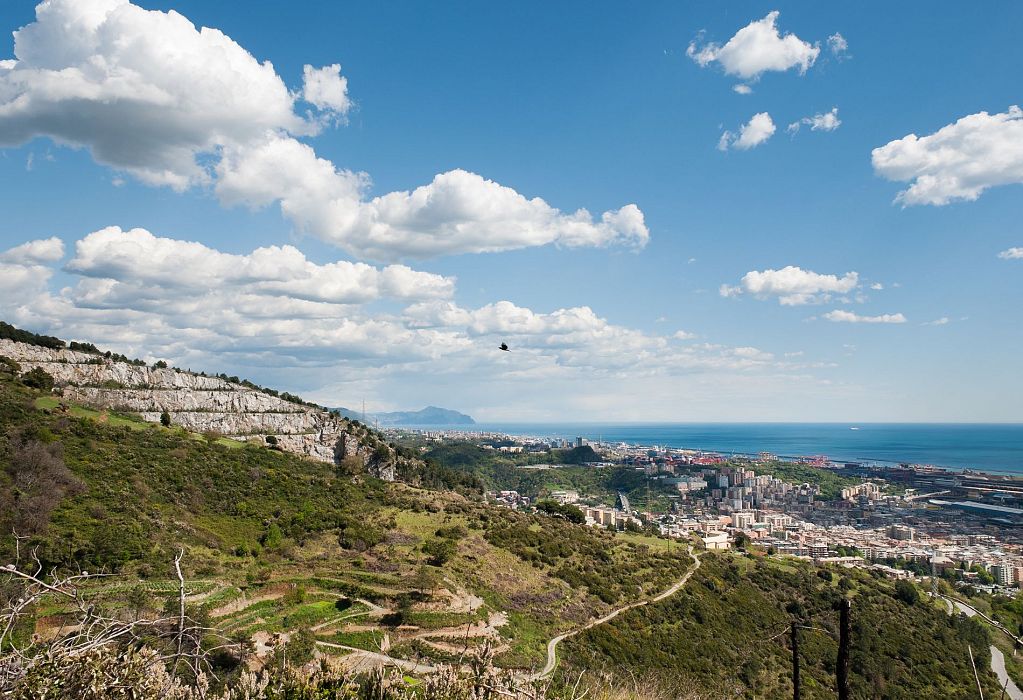 Anello dei Forti Escursione giornaliera a piedi di gruppo Liguria