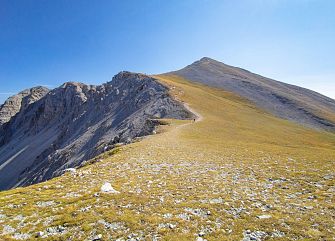 Viaggio di gruppo a piedi: Cammino dei Briganti
Abruzzo trekking