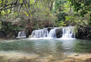 Trekking giornaliero in Lazio:
Calcata e le cascate di Monte Gelato, in gruppo a piedi