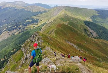Trekking giornaliero in Toscana:
Indiavolata montagna pistoiese, in gruppo a piedi