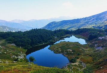 Trekking giornaliero in Toscana:
Tour del Lago Nero, in gruppo a piedi