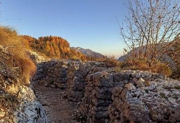 Trekking giornaliero in Trentino-Alto Adige:
La Forra del Lupo, in gruppo a piedi
