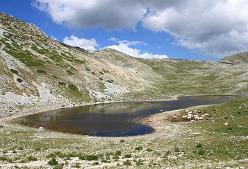 Trekking giornaliero in Lazio:
Il Lago della Duchessa, in gruppo a piedi