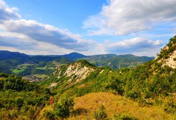 Trekking giornaliero in Emilia-Romagna:
Il Lupo di Monte Sole, in gruppo a piedi